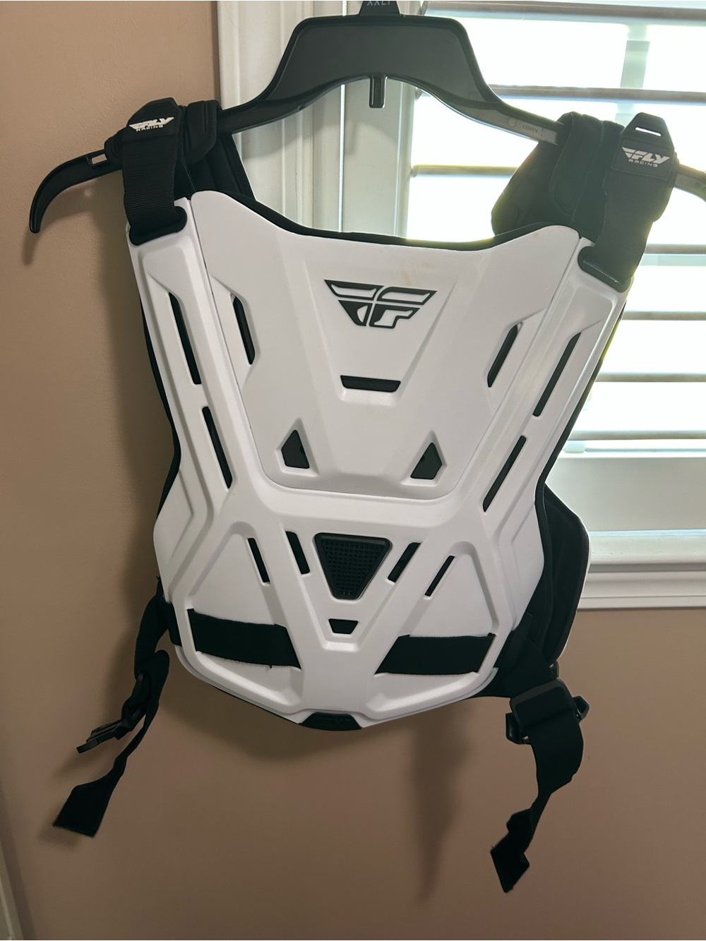 Fly Racing White Protective Chest Guard - Picture 2 of 2